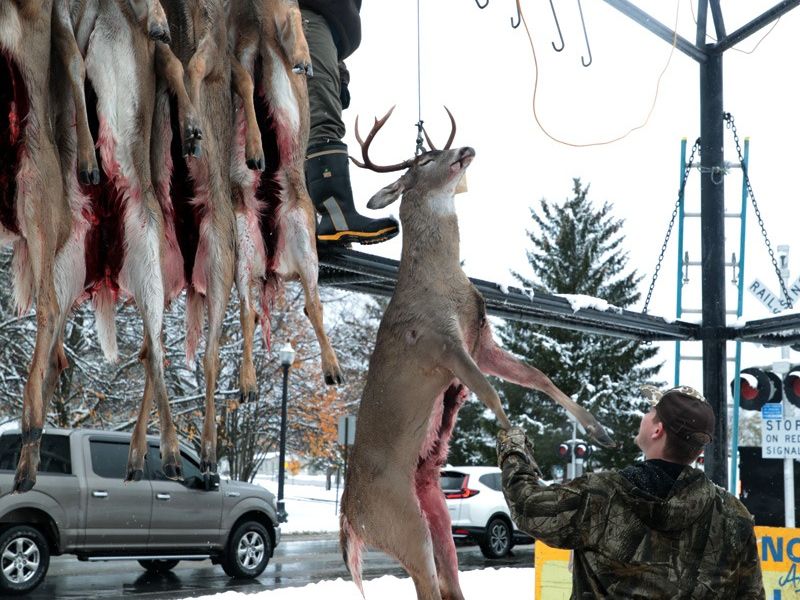 20211115 mancelona 67th buck pole 2021