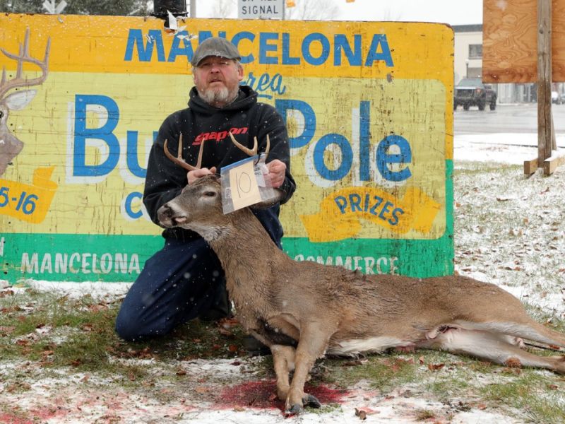 20221115 mancelona 68th buck pole 2022