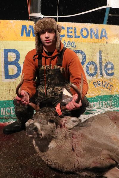 20221115 mancelona 68th buck pole 2022